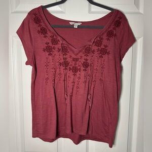 Embroidered Burgundy Women's AE Top
Size Medium 
American Eagle